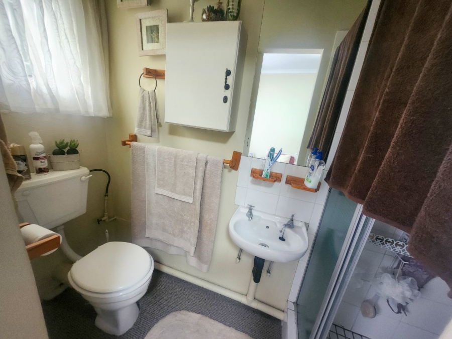 4 Bedroom Property for Sale in Wilgenhof Free State